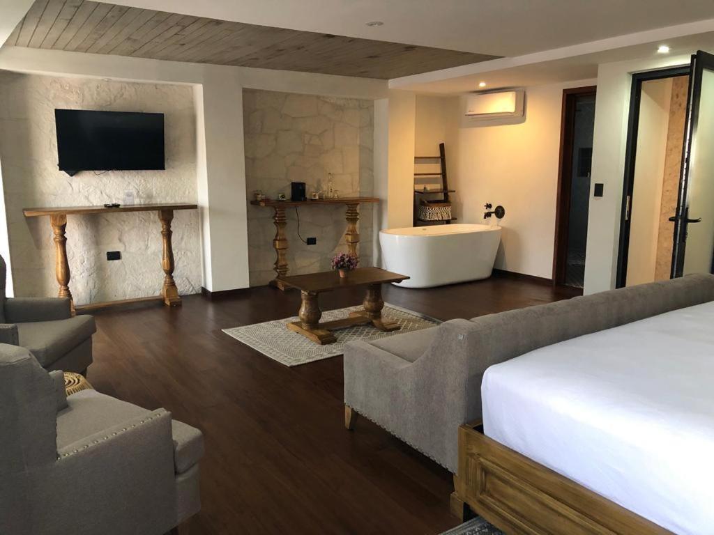The Essentia Hotel San Miguel San Miguel de Allende Bagian luar foto